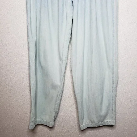 UO BDG Women's Highrise Ombre Light Wash Wide-Leg Jeans Sz 10 (1160) - Picture 3 of 8